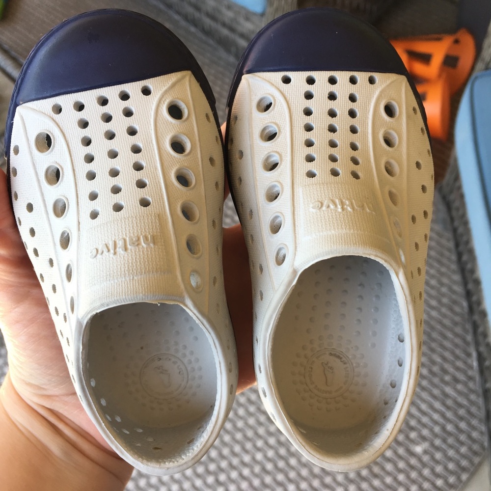 Native shoes - Picture 3 of 6